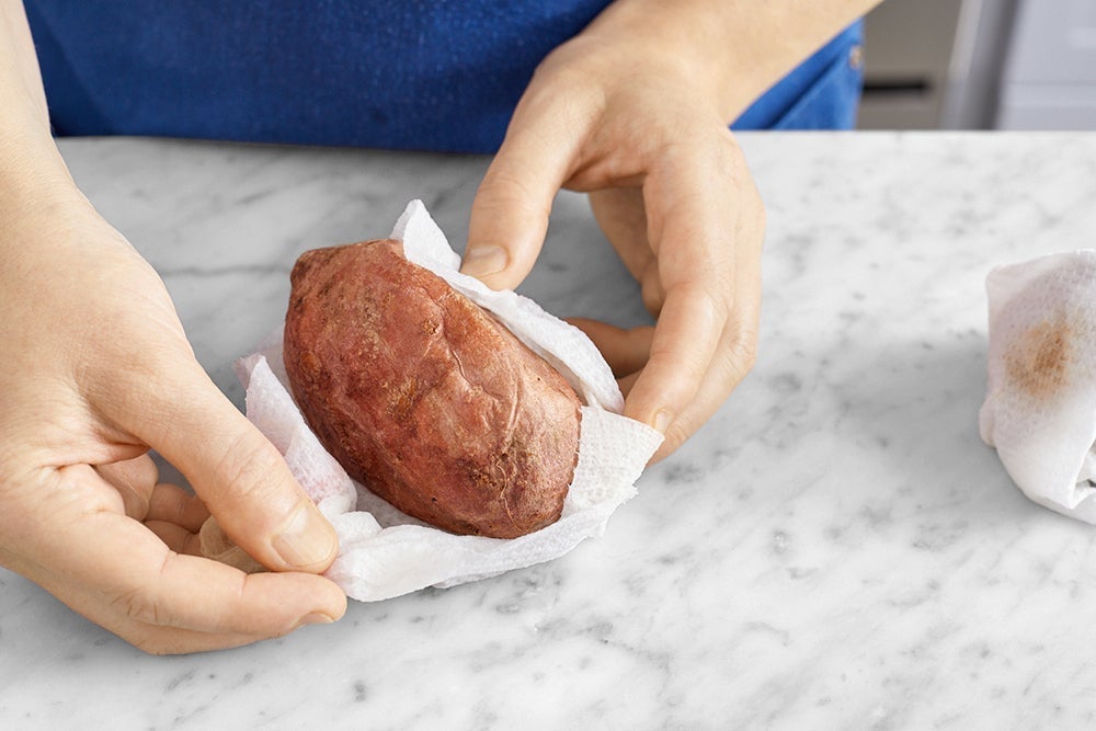 recipe-step-image-Cook the sweet potatoes }