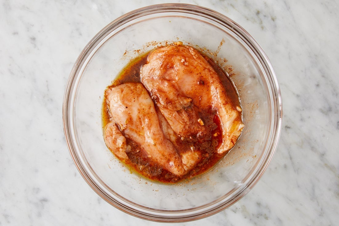 recipe-step-image-Marinate the chicken}