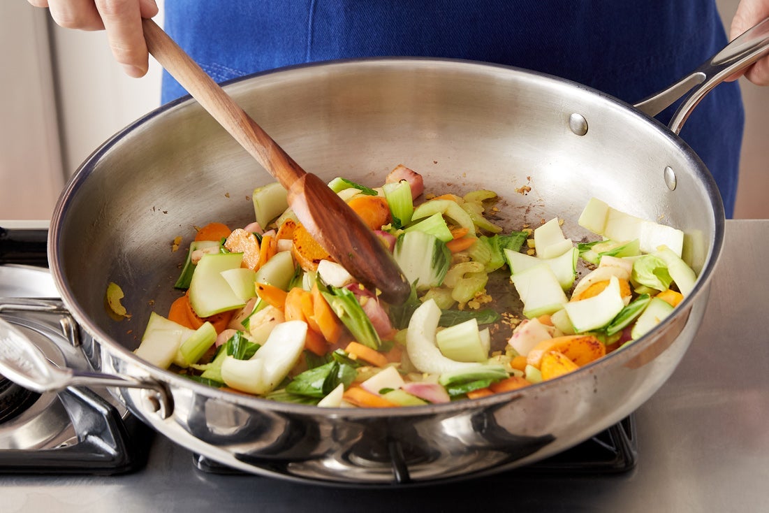 recipe-step-image-Finish the vegetables:}