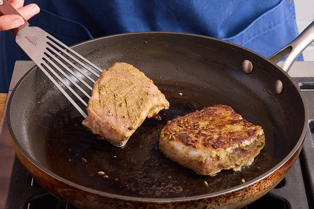 recipe-step-image-Cook the pork}