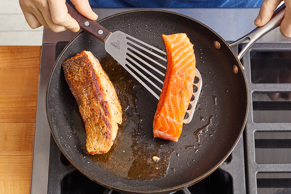 recipe-step-image-Cook the fish}