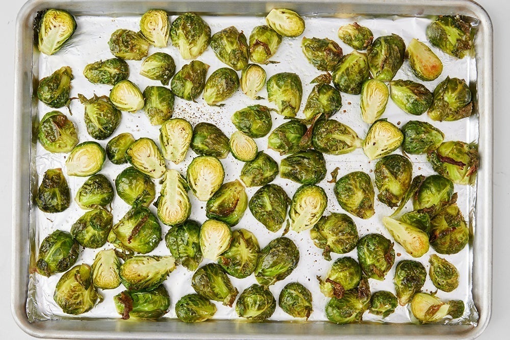 recipe-step-image-Roast the brussels sprouts }