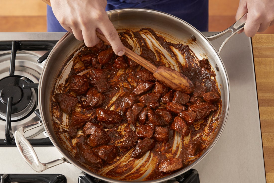 recipe-step-image-Cook the beef:}