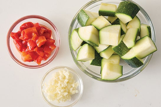 recipe-step-image-Prepare the ingredients}