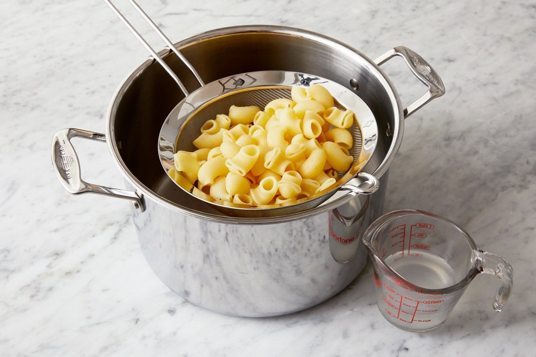 recipe-step-image-Cook the pasta:}