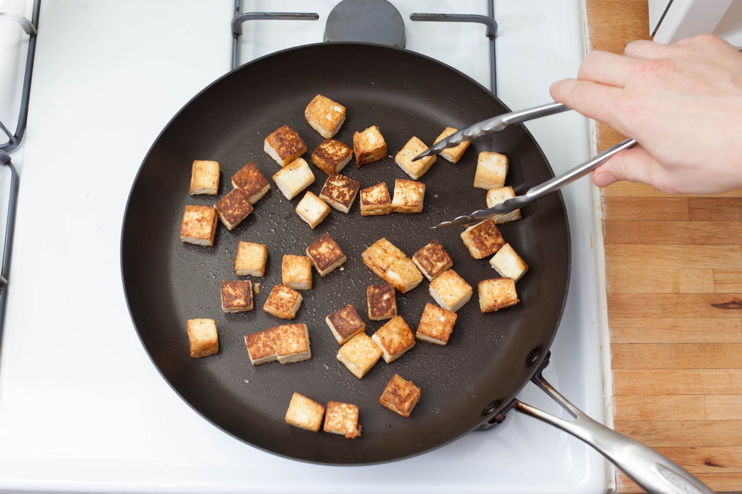 recipe-step-image-Cook the tofu:}