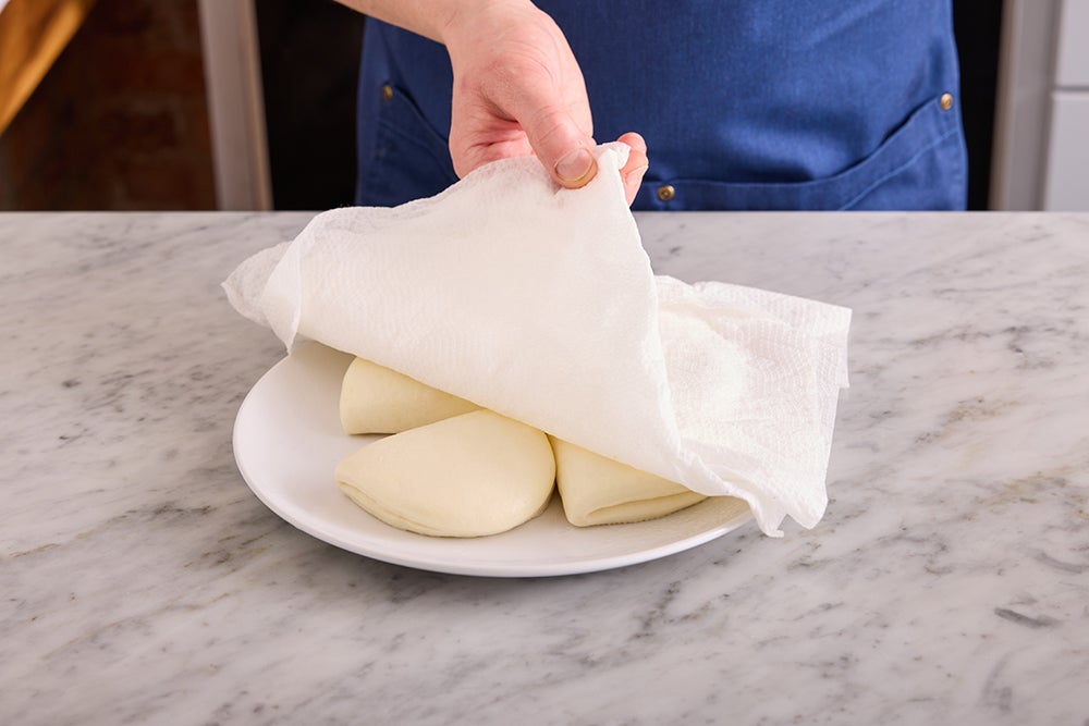 recipe-step-image-Warm the buns & serve your dish }