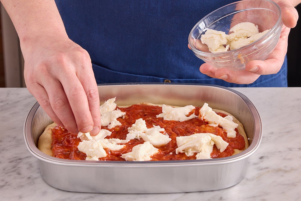 recipe-step-image-Bake the pizza}