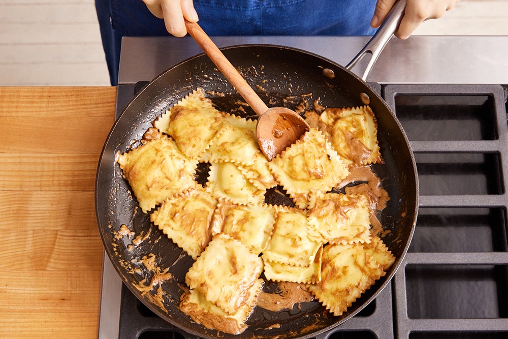 recipe-step-image-Finish the ravioli }