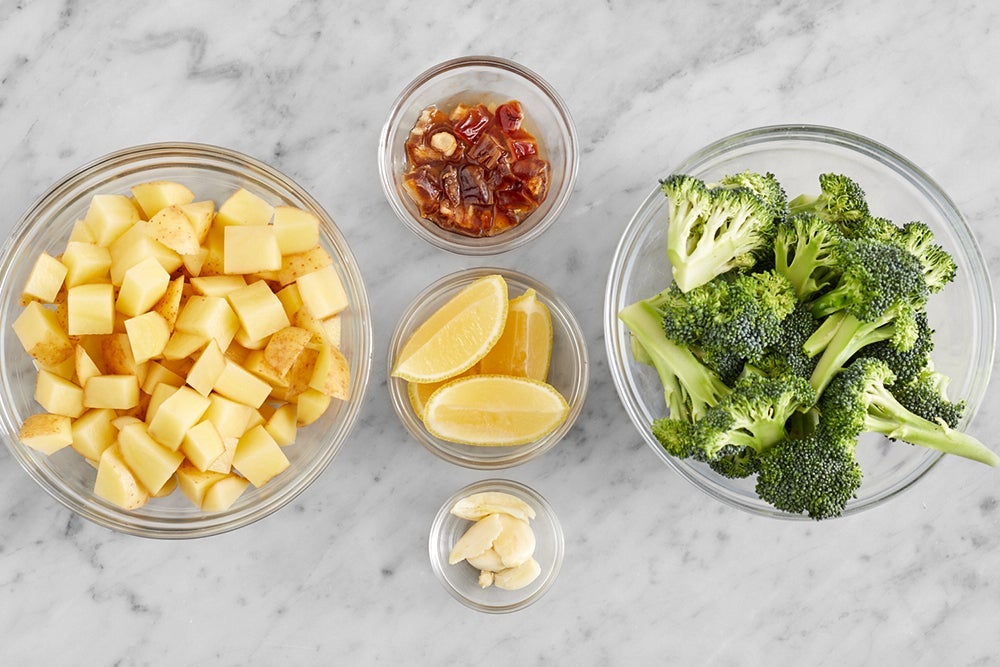 recipe-step-image-Prepare the ingredients}