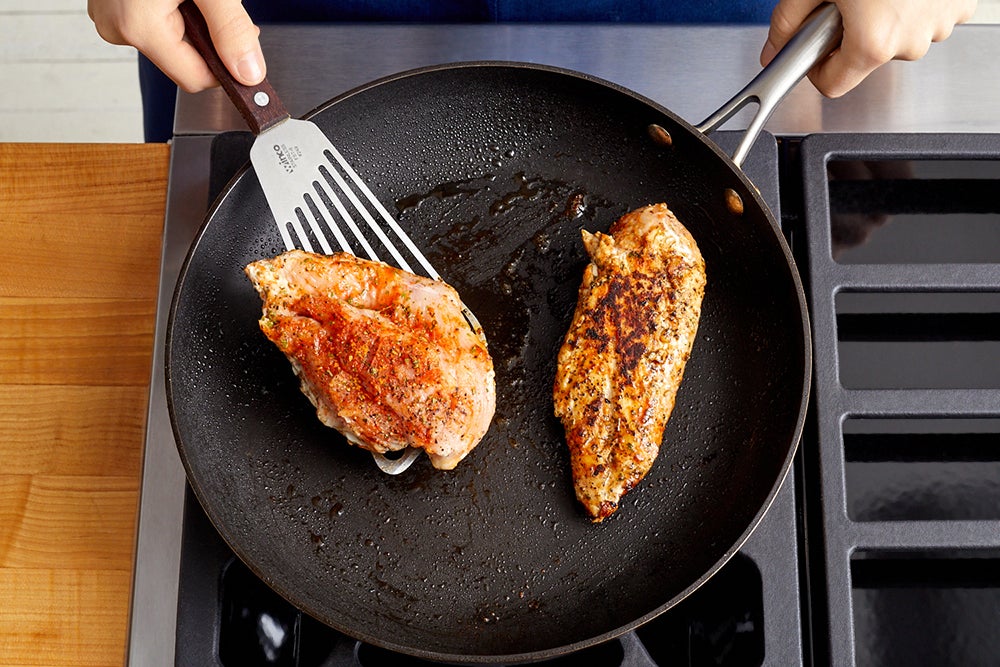 recipe-step-image-Cook the chicken }