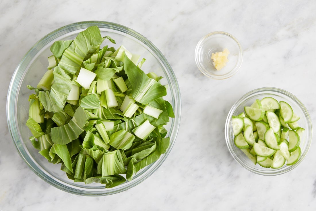 recipe-step-image-Prepare the salad ingredients: }