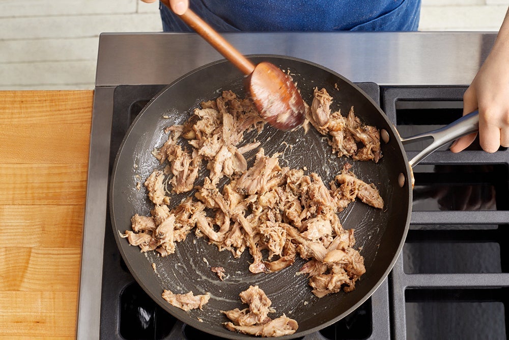 recipe-step-image-Glaze the duck & serve your dish}