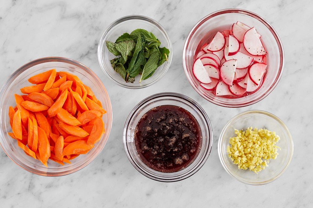 recipe-step-image-Prepare the ingredients & make the sauce}