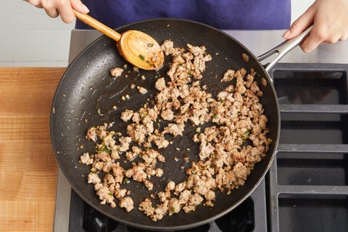 recipe-step-image-Cook the pork}