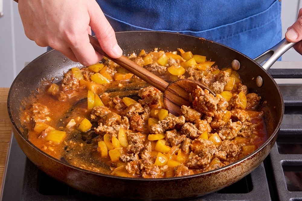 recipe-step-image-Make the sauce}