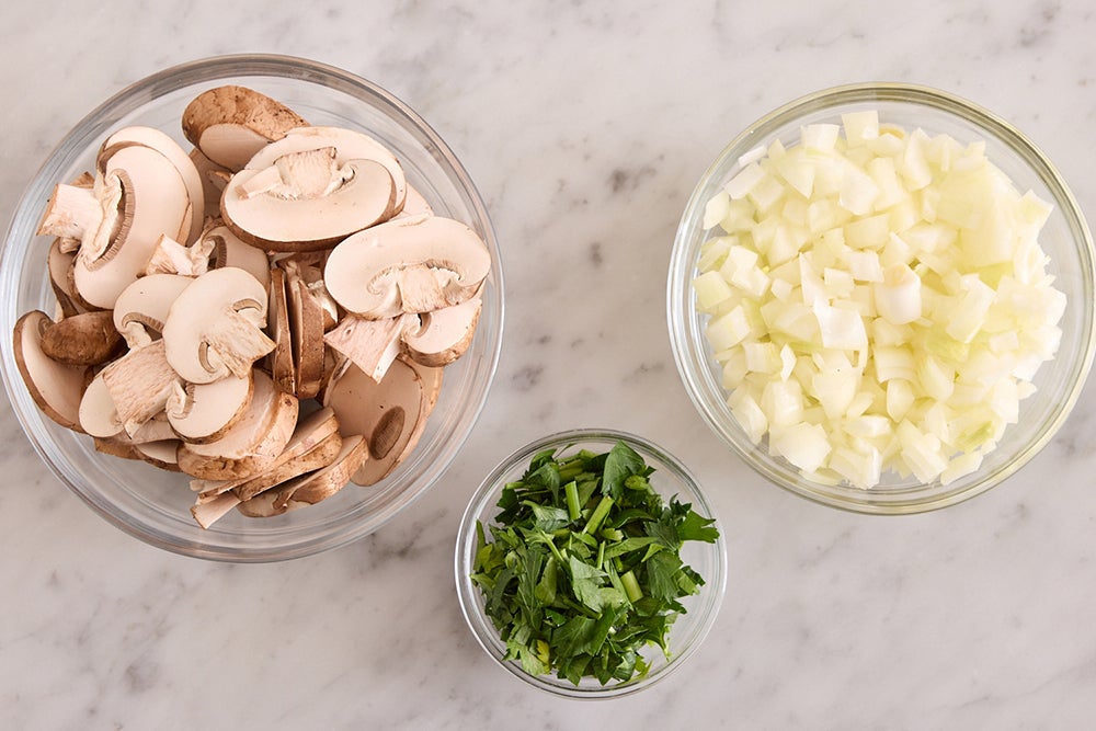 recipe-step-image-Prepare the ingredients}