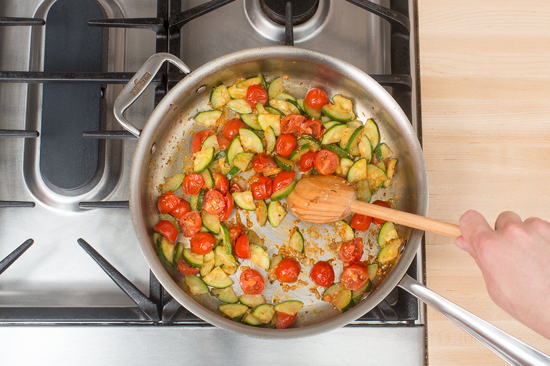 recipe-step-image-Add the tomatoes:}