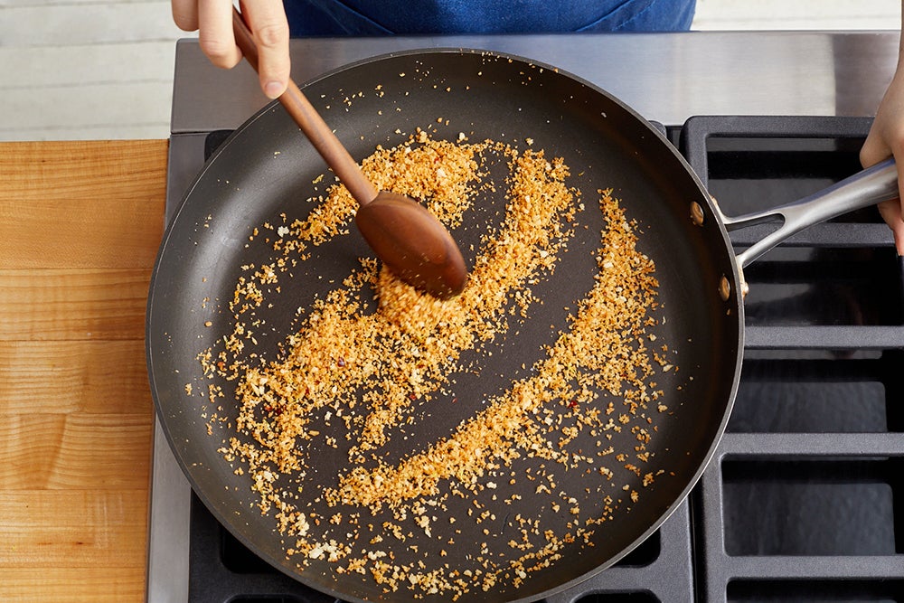recipe-step-image-Toast the breadcrumbs}