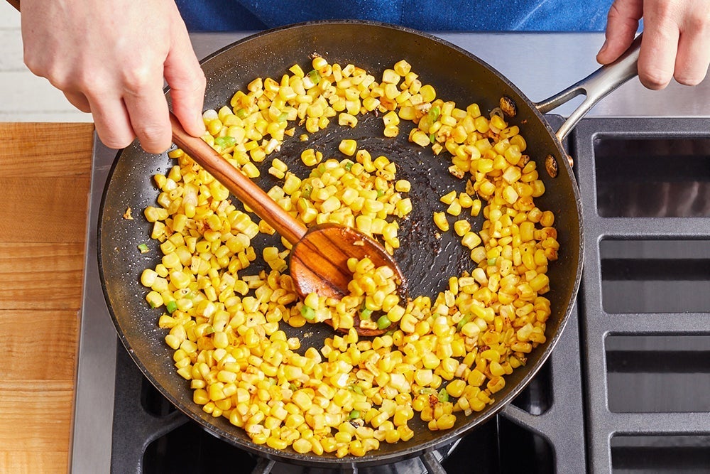 recipe-step-image-Cook the corn}