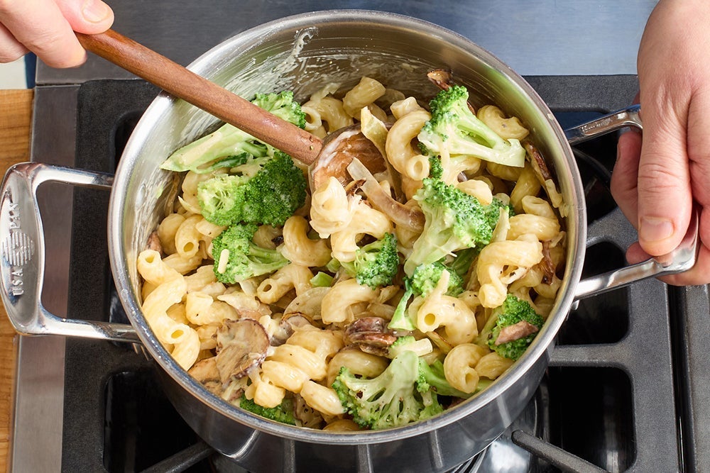 recipe-step-image-Finish the pasta & serve your dish}