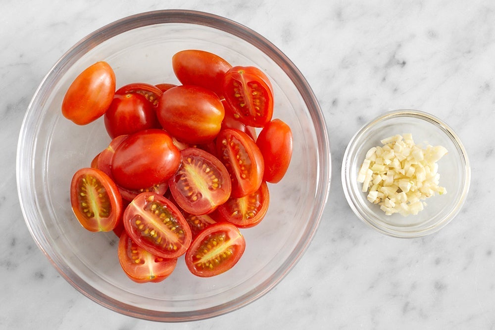 recipe-step-image-Prepare the ingredients}