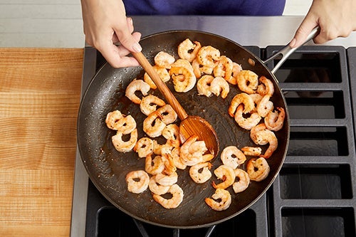 recipe-step-image-Cook the shrimp: }