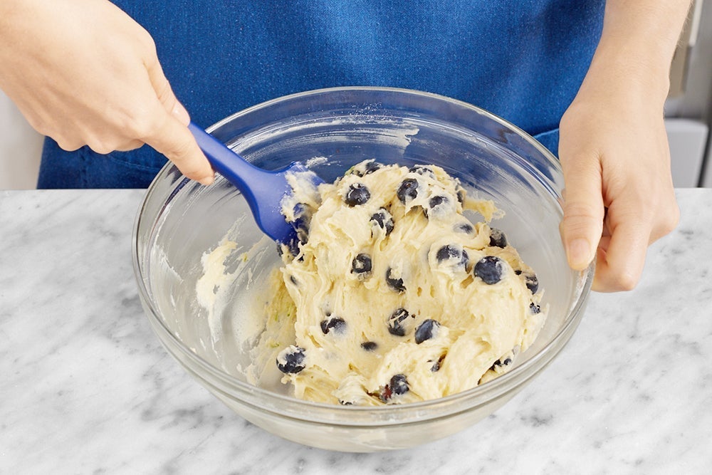 recipe-step-image-Make the batter & bake the cake}