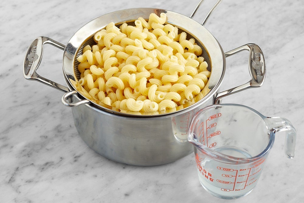 recipe-step-image-Cook the pasta}