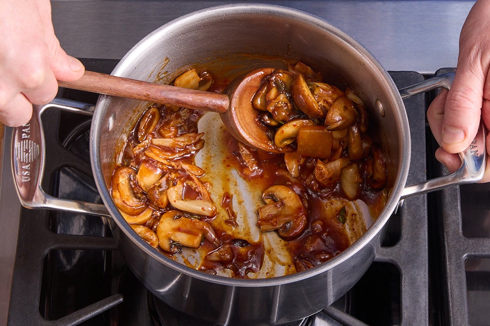 recipe-step-image-Cook the vegetables }