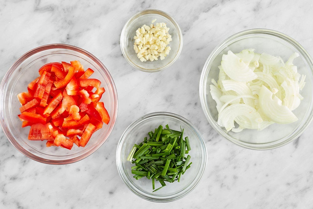 recipe-step-image-Prepare the remaining ingredients}