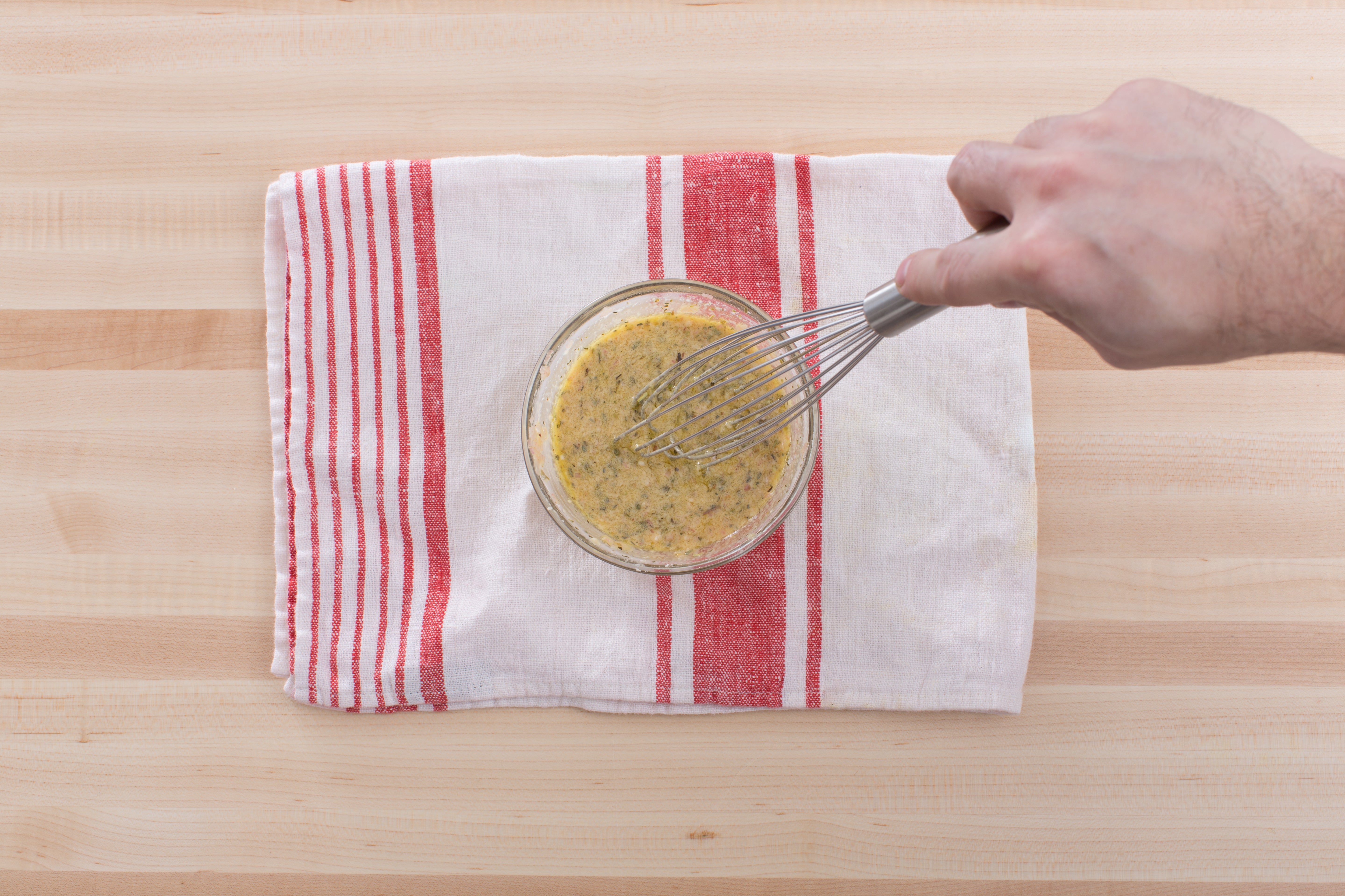 recipe-step-image-Make the vinaigrette:}