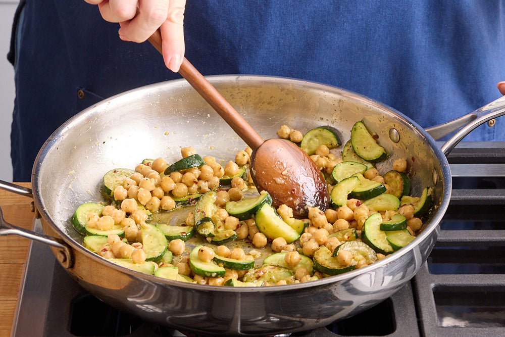 recipe-step-image-Cook the zucchini & chickpeas }