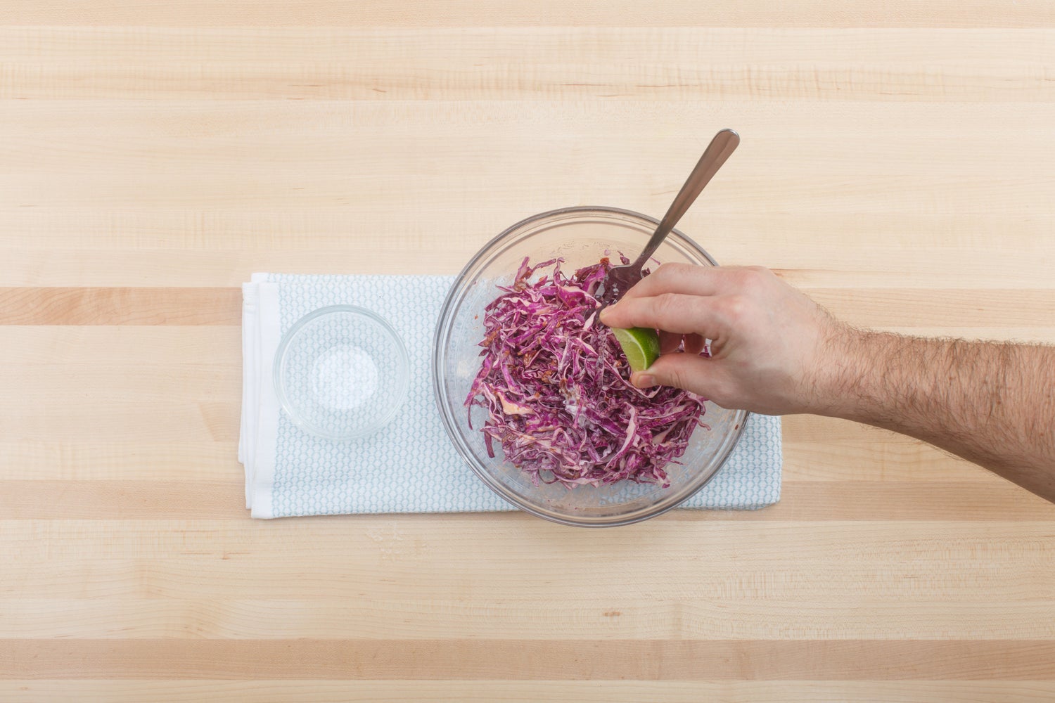 recipe-step-image-Make the slaw:}