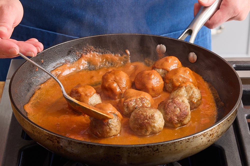 recipe-step-image-Cook the meatballs & serve your dish}