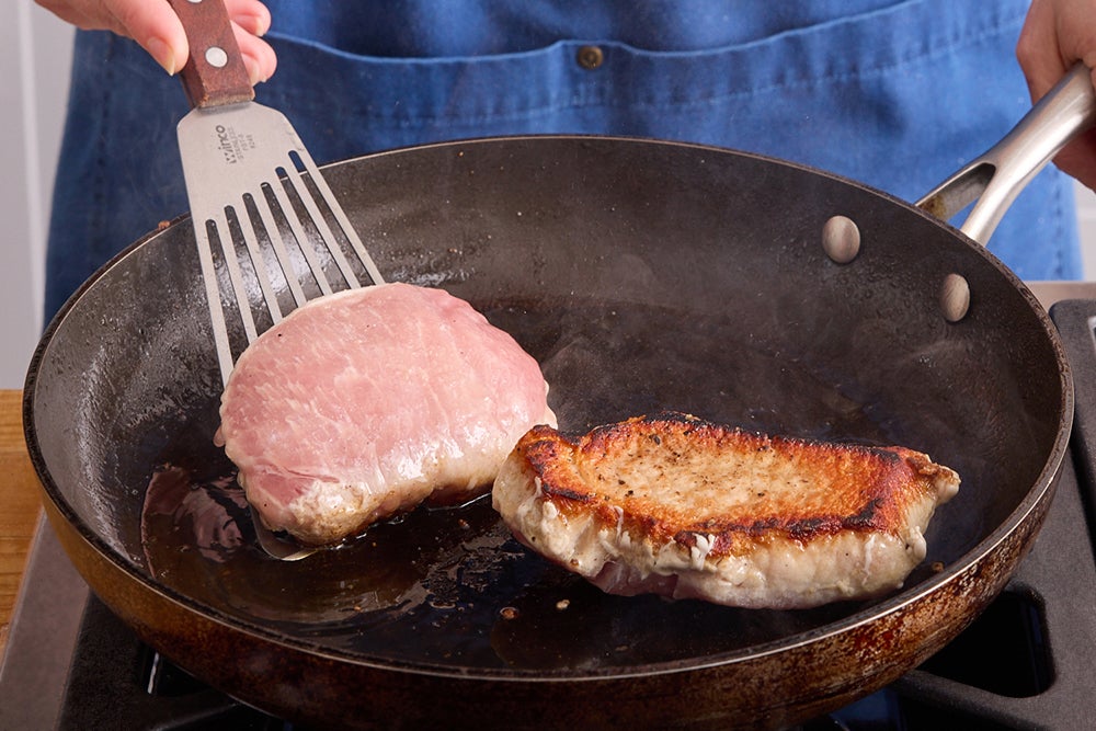 recipe-step-image-Cook the pork}