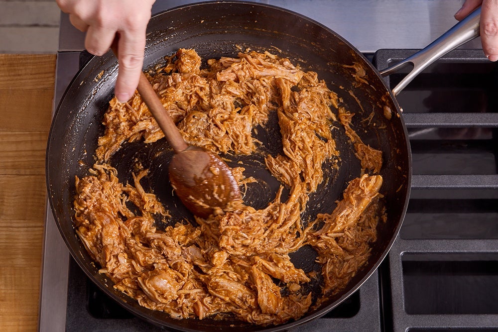 recipe-step-image-Cook the chicken }