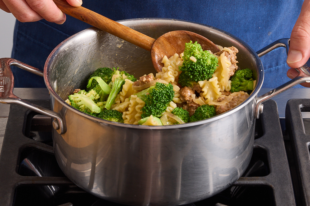 recipe-step-image-Finish the pasta & serve your dish}