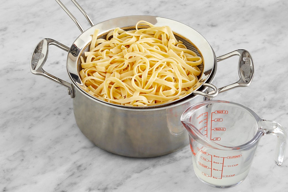 recipe-step-image-Cook the pasta}