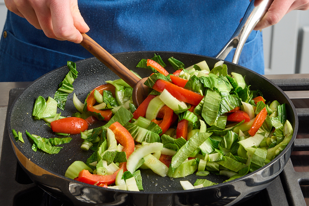 recipe-step-image-Cook the vegetables}