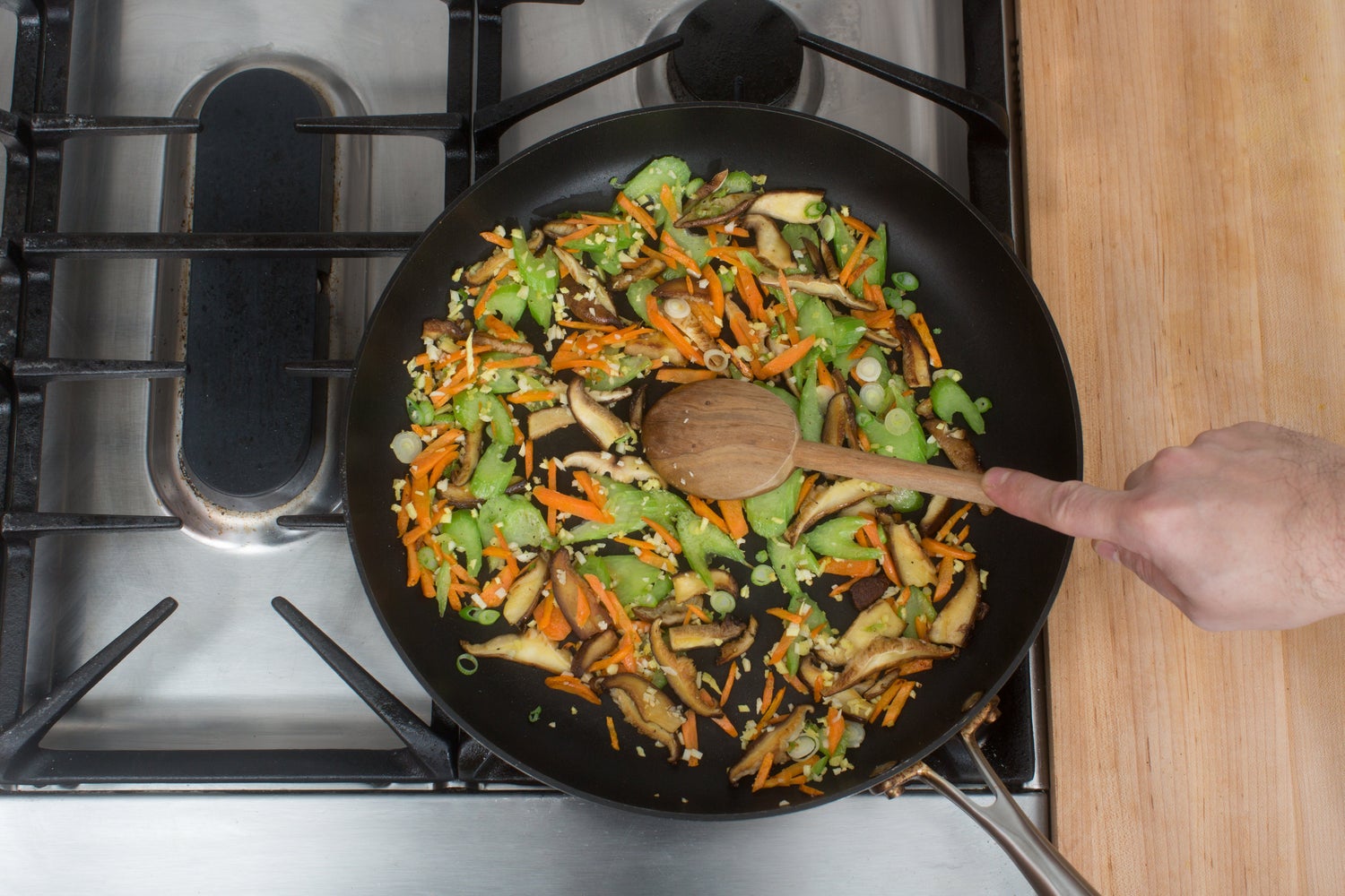 recipe-step-image-Add the aromatics:}