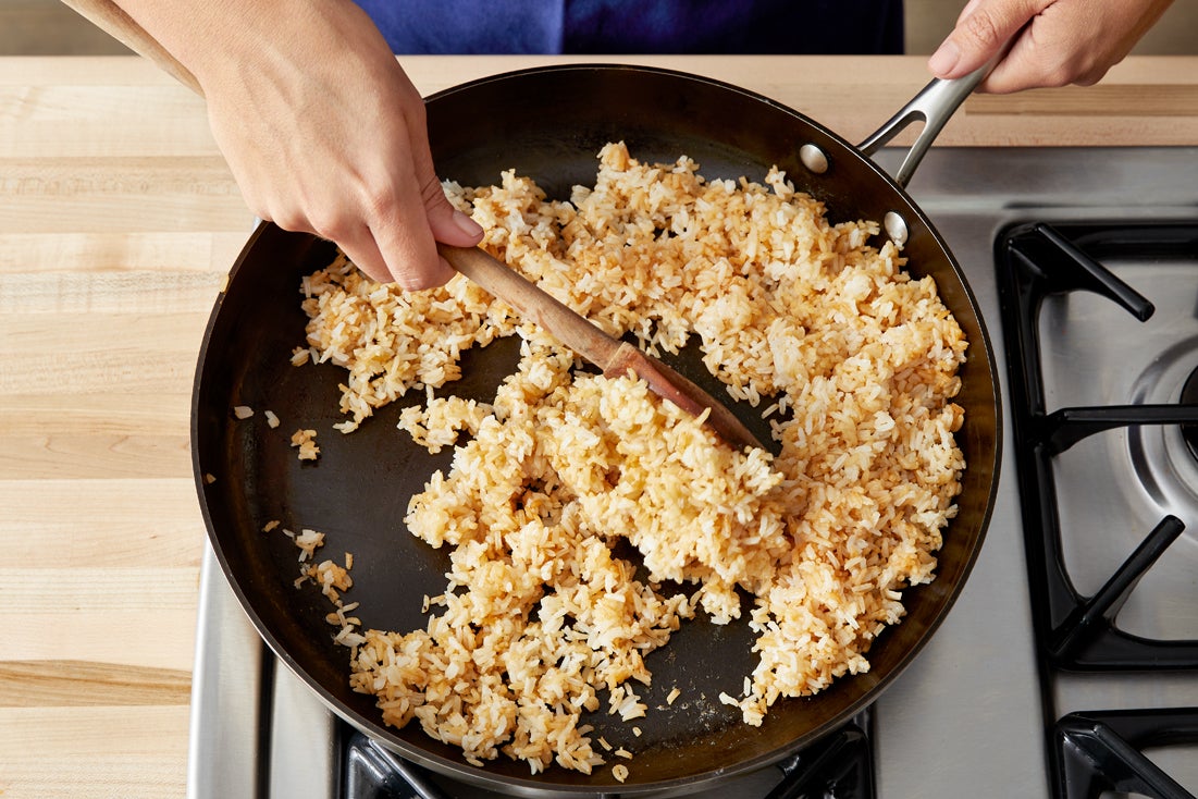 recipe-step-image-Make the fried rice: }