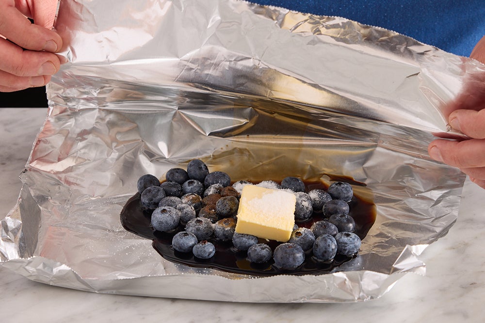 recipe-step-image-Prepare the foil packet}