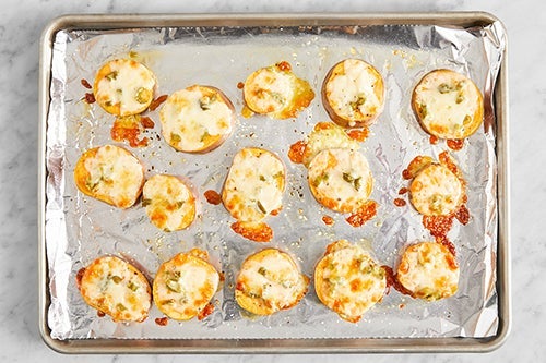 recipe-step-image-Make the cheesy sweet potatoes:}