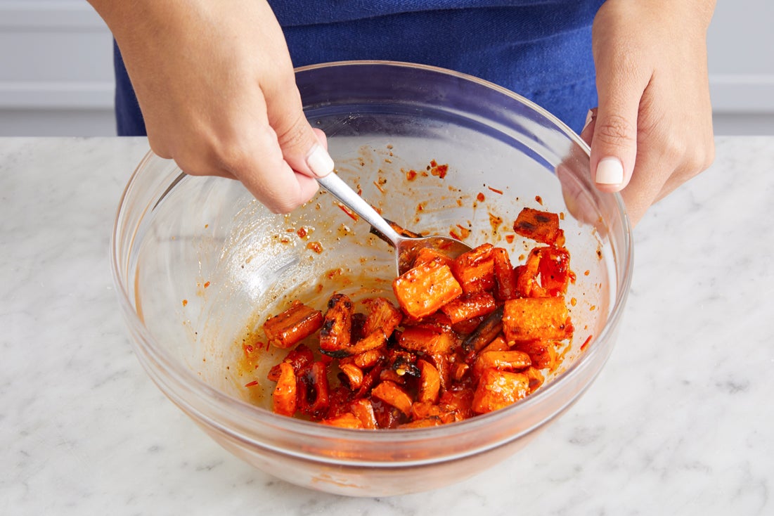 recipe-step-image-Prepare & roast the carrots:}