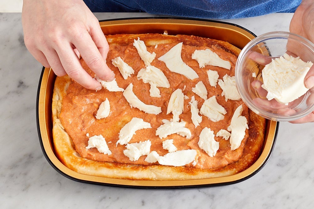 recipe-step-image-Bake the pizza}