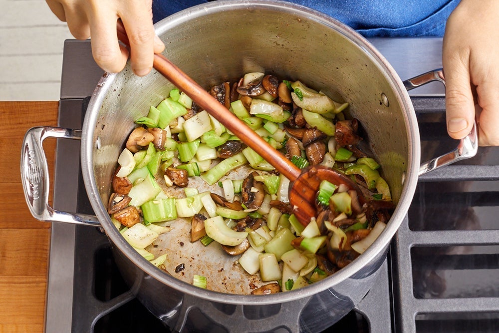 recipe-step-image-Cook the vegetables}