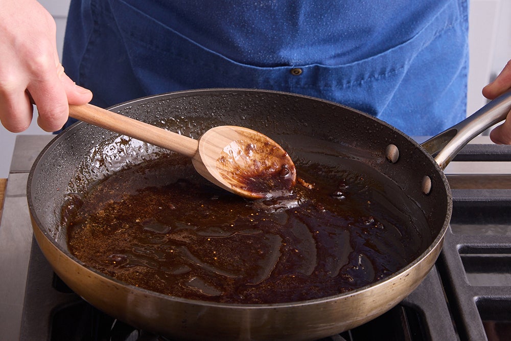 recipe-step-image-Finish the sauce}