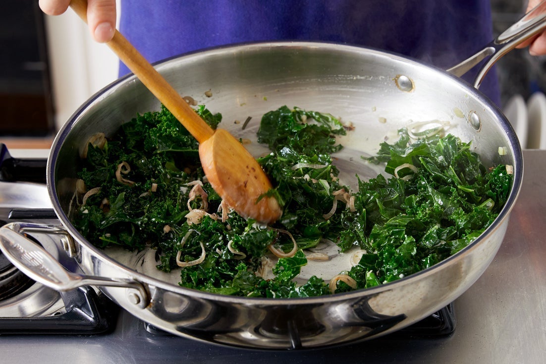 recipe-step-image-Cook the kale}