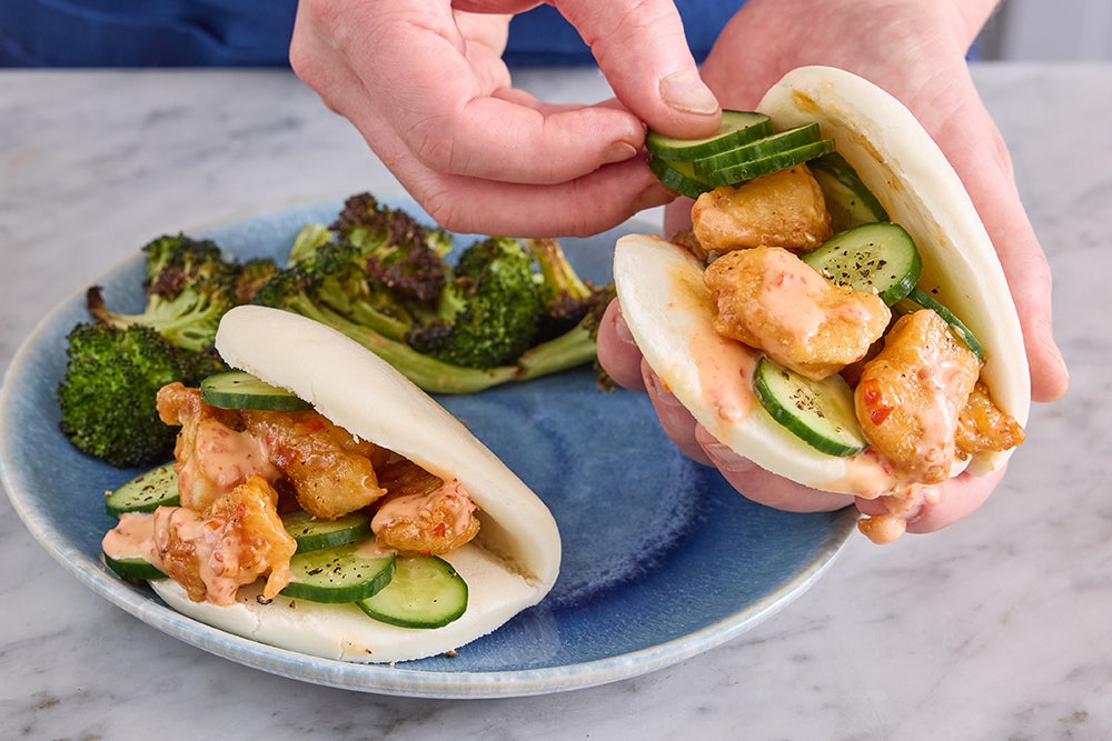 recipe-step-image-Finish the buns & serve your dish}